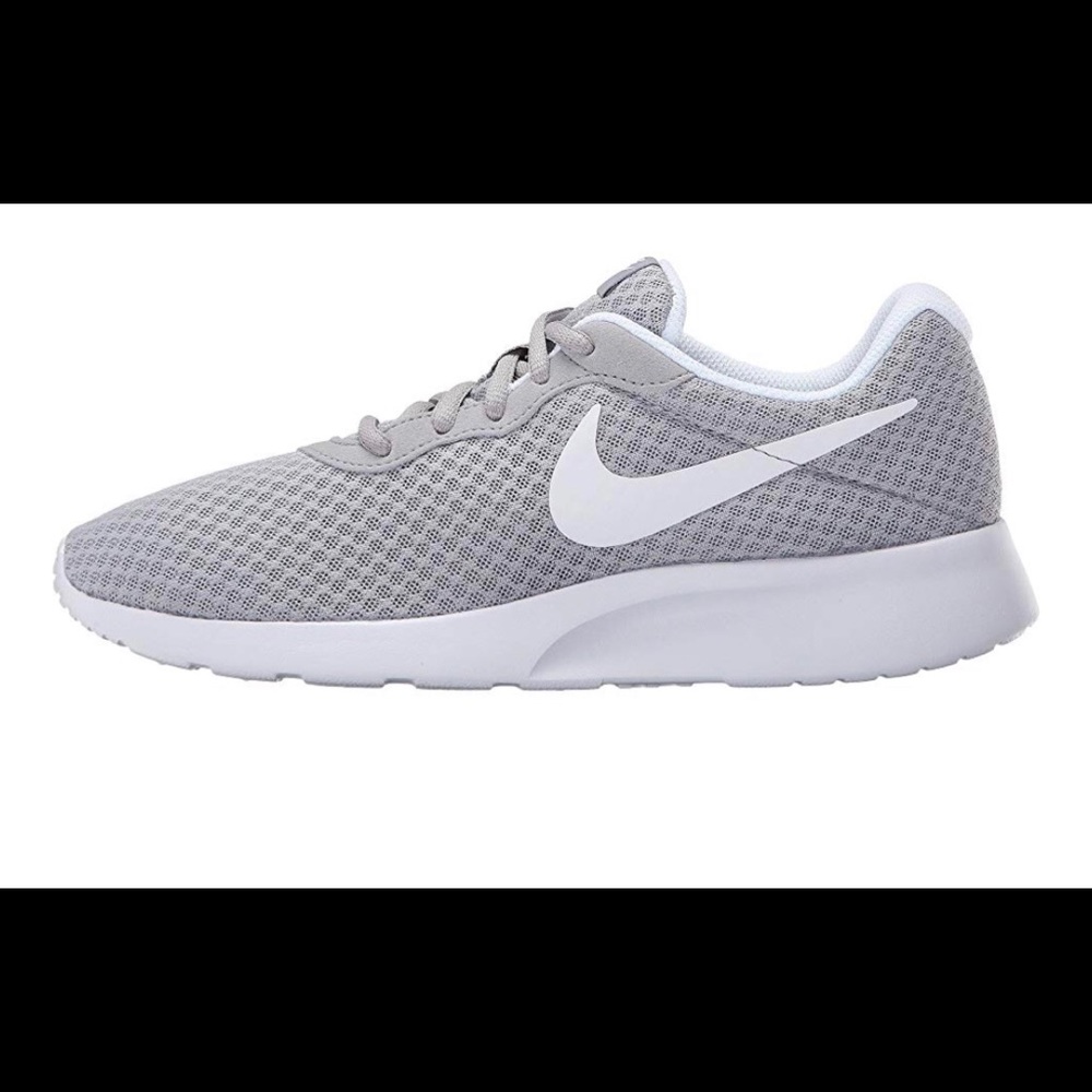 Nike Women’s Grey & white Tanjun shoes size 11R